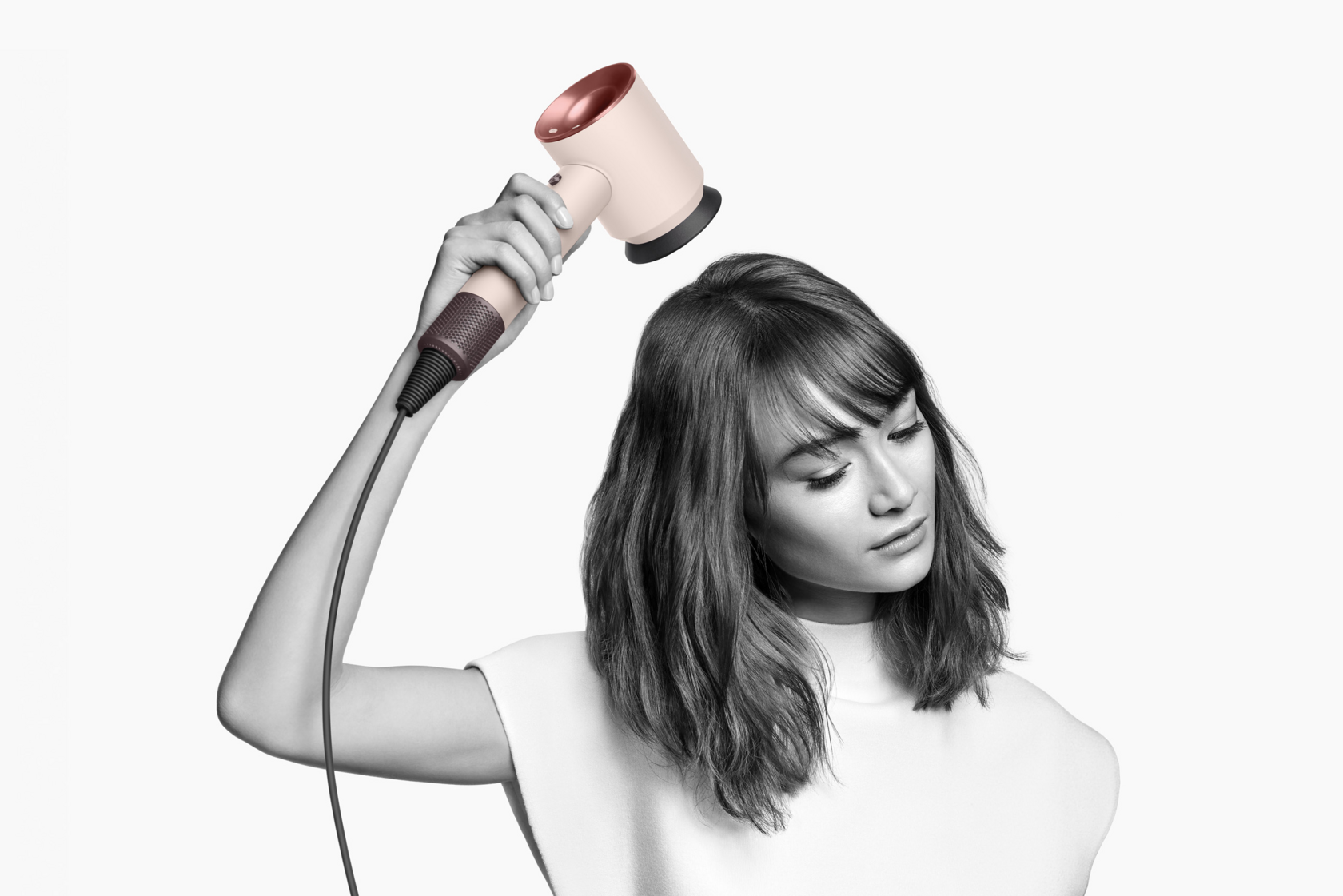 Розовый фен Dyson Supersonic — стильный дизайн и особенности модели Ceramic Rose